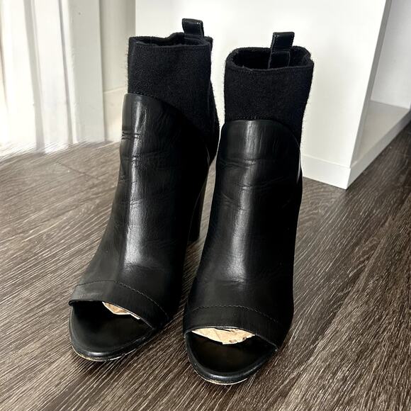 Vince Aren Black Leather Wool Open Toe Heeled Booties Size 8 Made in Italy EUC - Picture 11 of 14